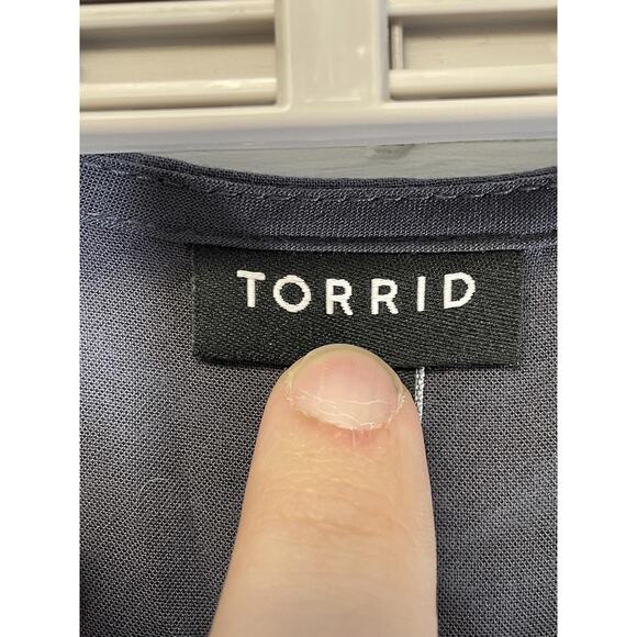 Torrid Shirt Womens 6X Gray Smocked Button Front Peasant Tunic 3/4 Sleeve Boho - Picture 6 of 11